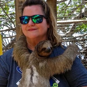 Meet your Posher, Carla